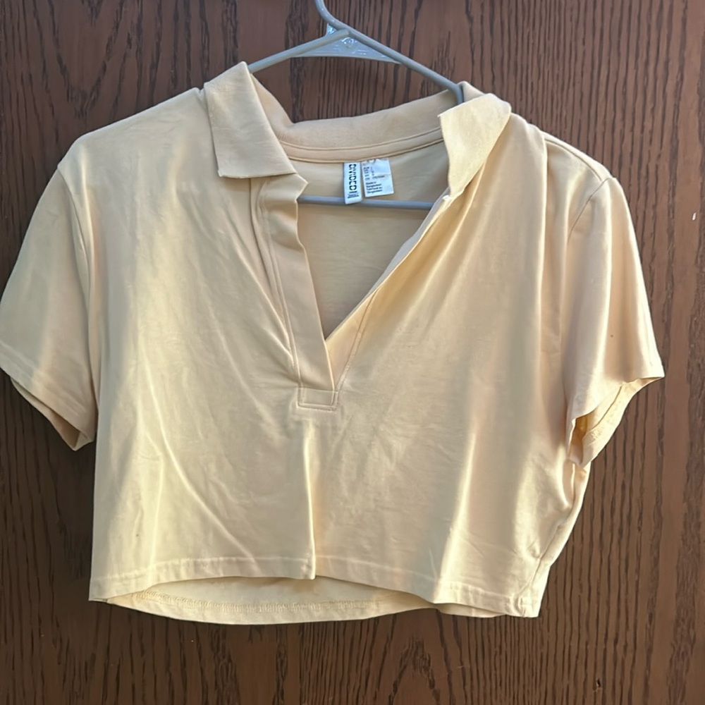 H&M yellow cropped polo